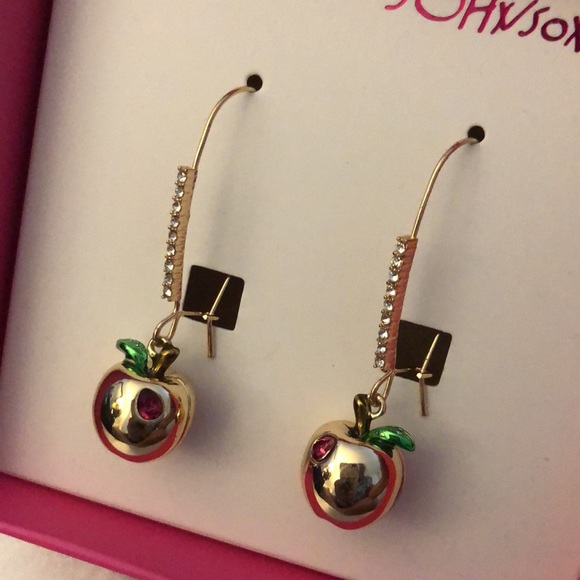 Betsey Johnson Gold Tone Apple Drop Earrings Crystal Accents NIB - Picture 5 of 11